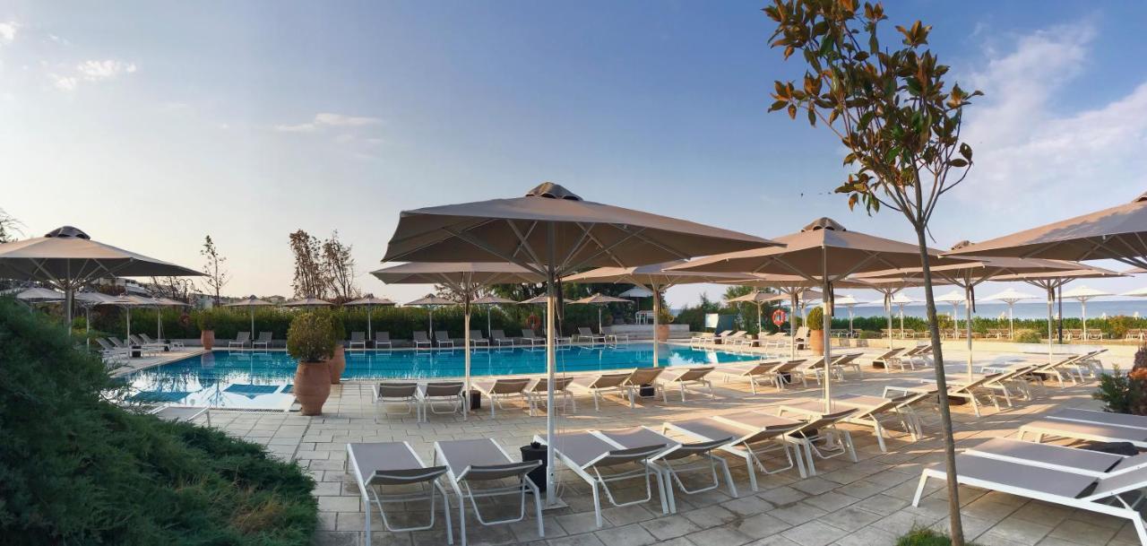 Kassandra Mare Hotel Nea Poteidaia Buitenkant foto