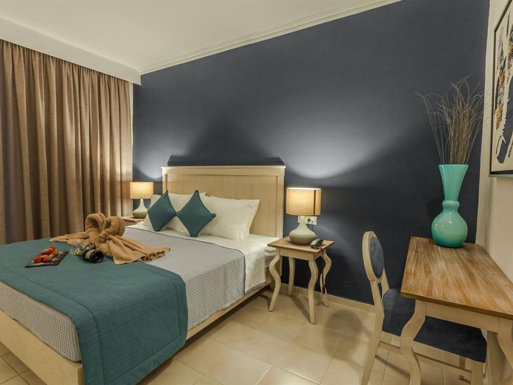 Kassandra Mare Hotel Nea Poteidaia Buitenkant foto