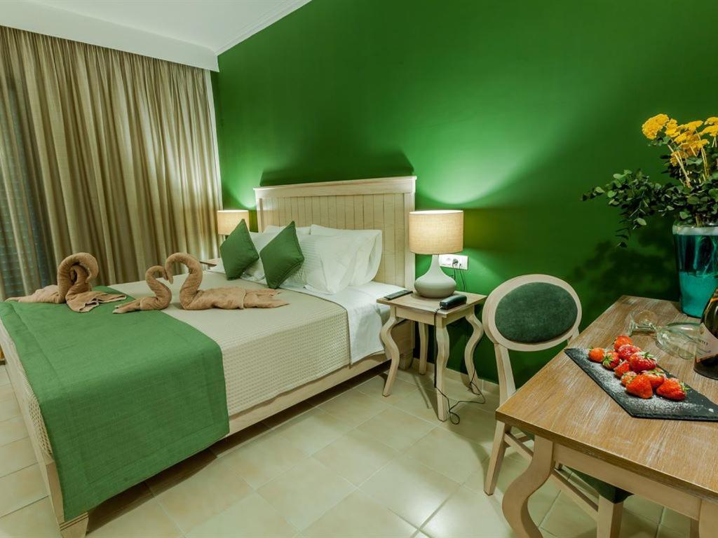 Kassandra Mare Hotel Nea Poteidaia Buitenkant foto