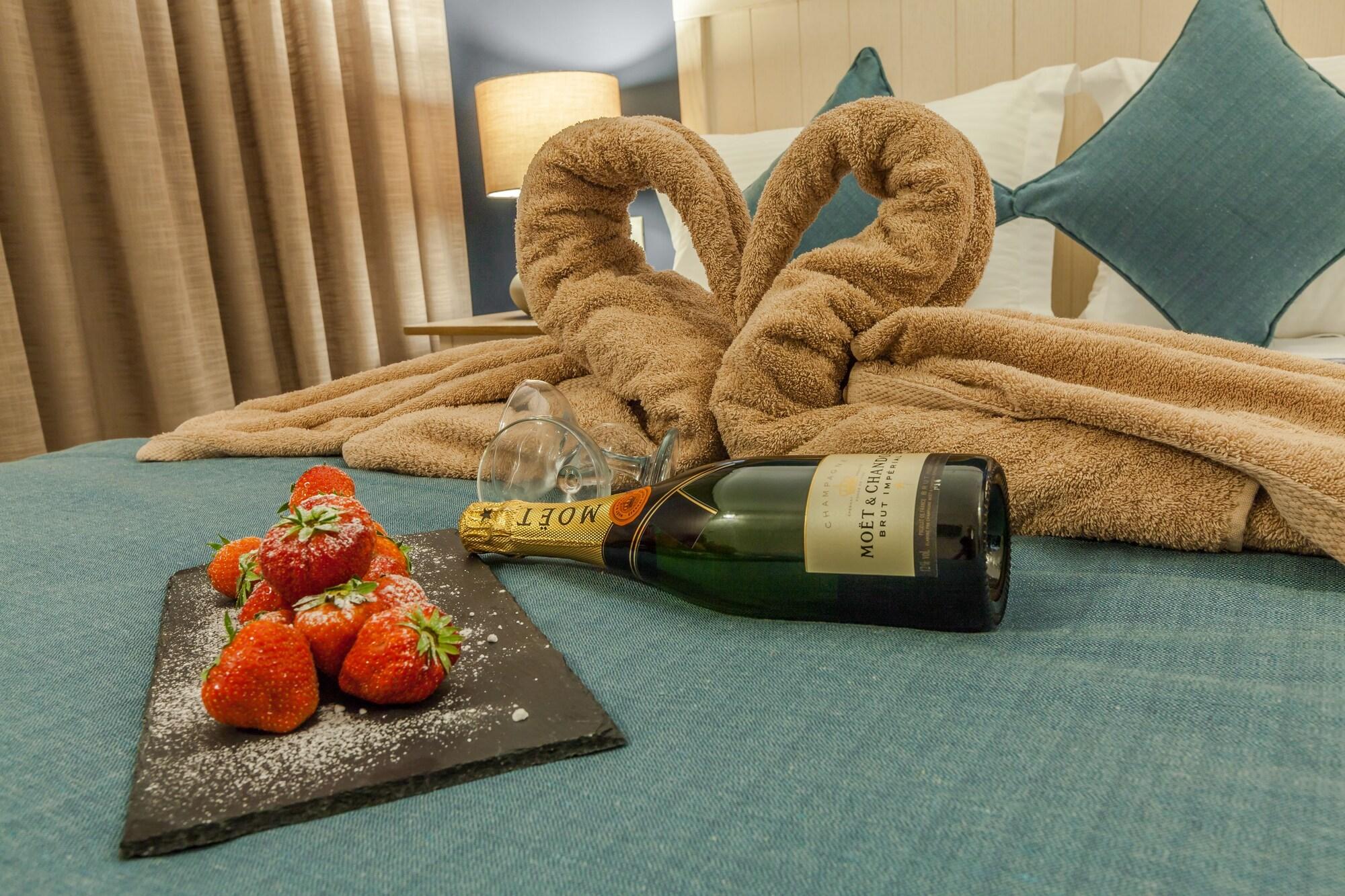Kassandra Mare Hotel Nea Poteidaia Buitenkant foto