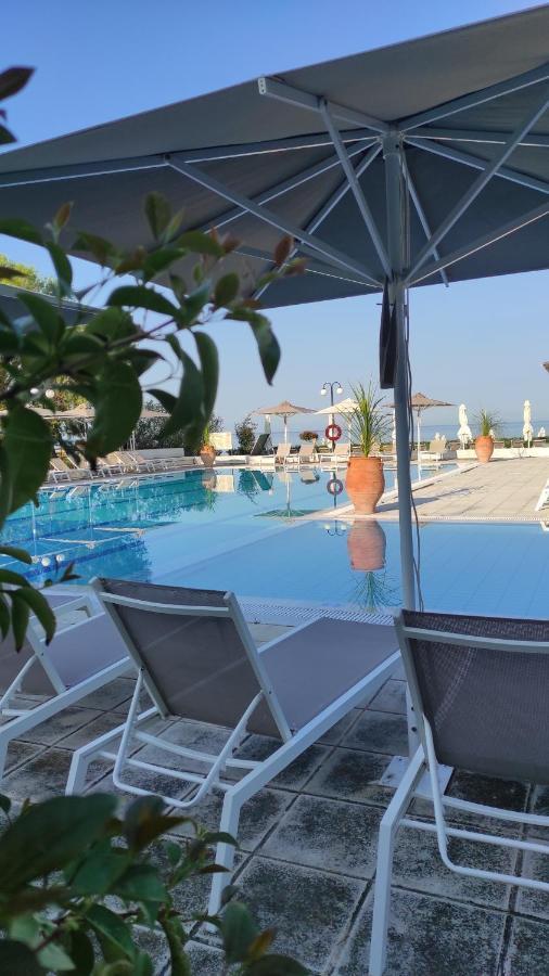 Kassandra Mare Hotel Nea Poteidaia Buitenkant foto