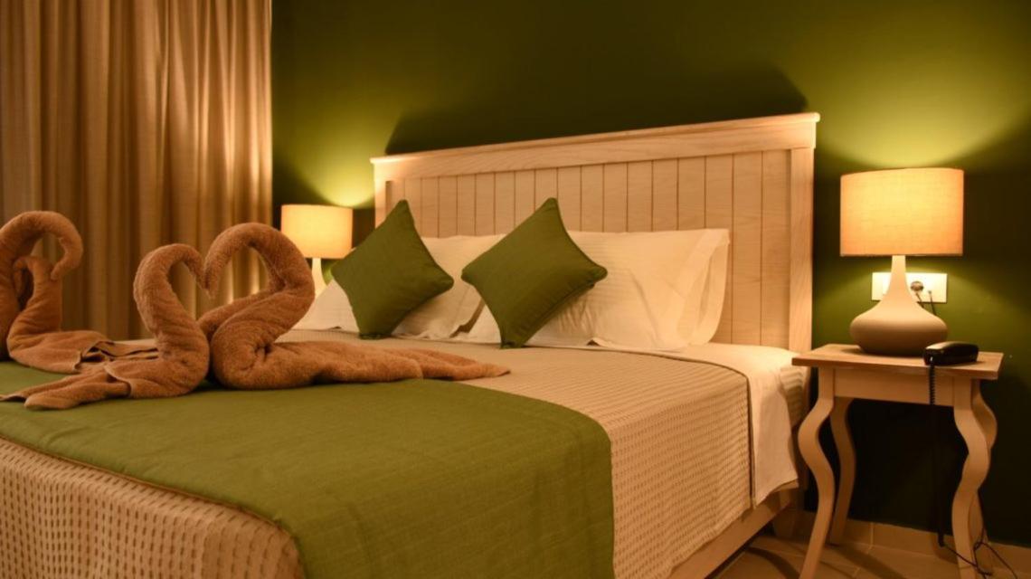 Kassandra Mare Hotel Nea Poteidaia Buitenkant foto