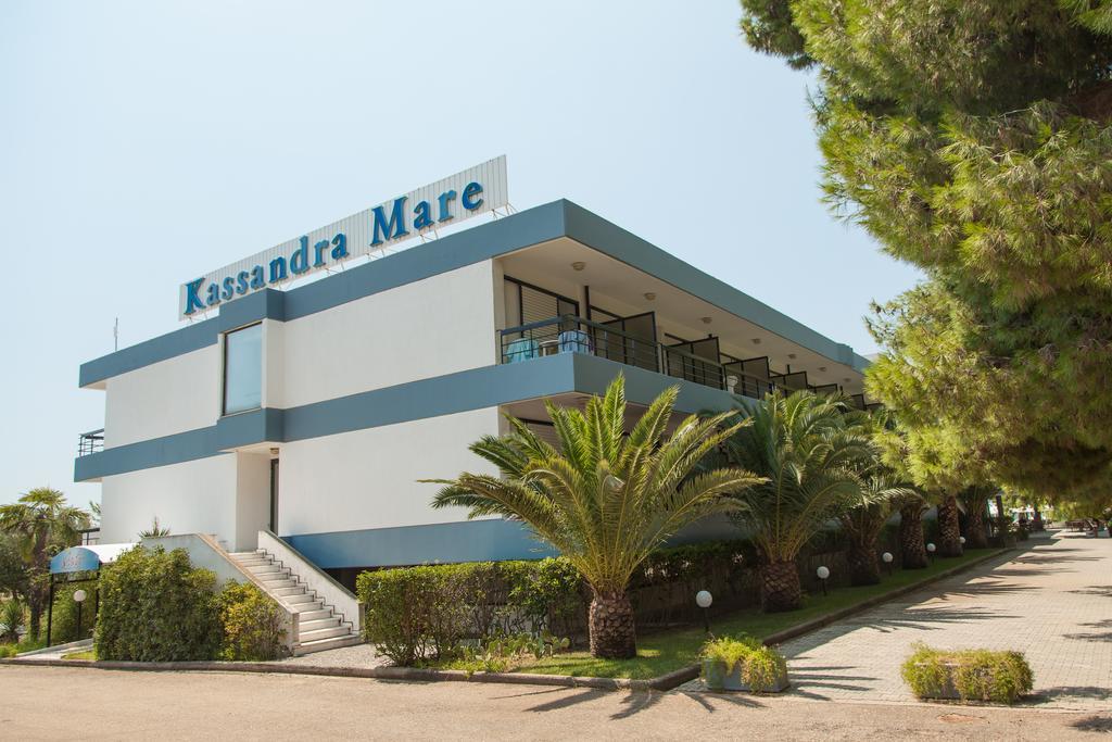 Kassandra Mare Hotel Nea Poteidaia Buitenkant foto