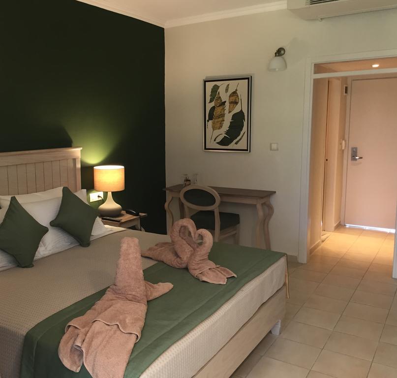 Kassandra Mare Hotel Nea Poteidaia Buitenkant foto